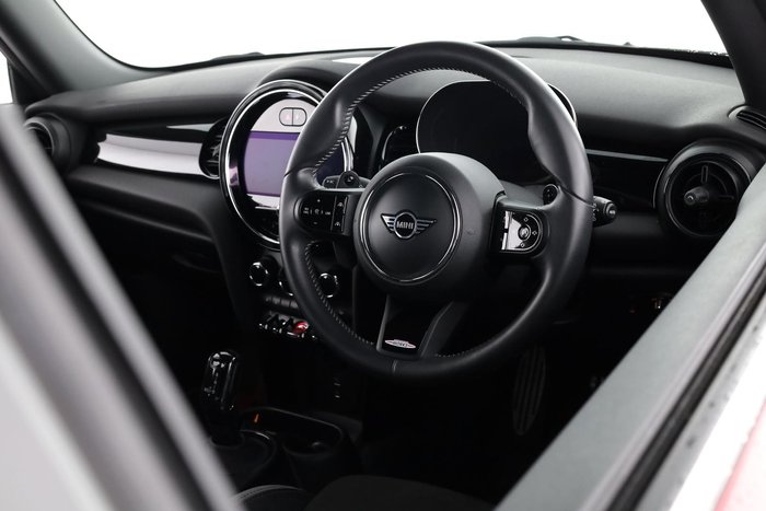 2022 MINI Hatch