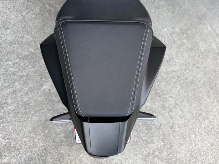 2025 Honda CB650R E-Clutch CB Black