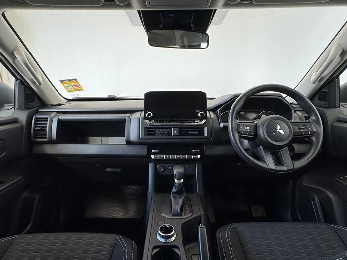 2026 Mitsubishi Triton GLX+