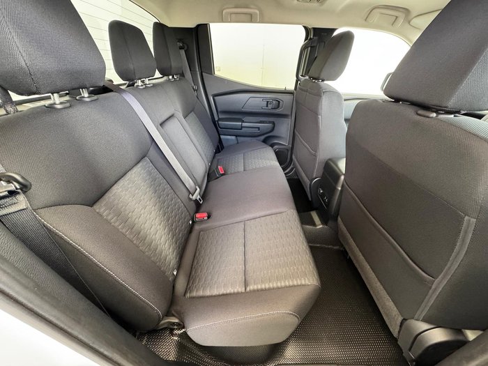2026 Mitsubishi Triton GLX+