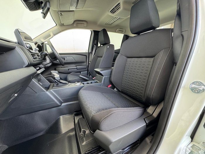 2026 Mitsubishi Triton GLX+