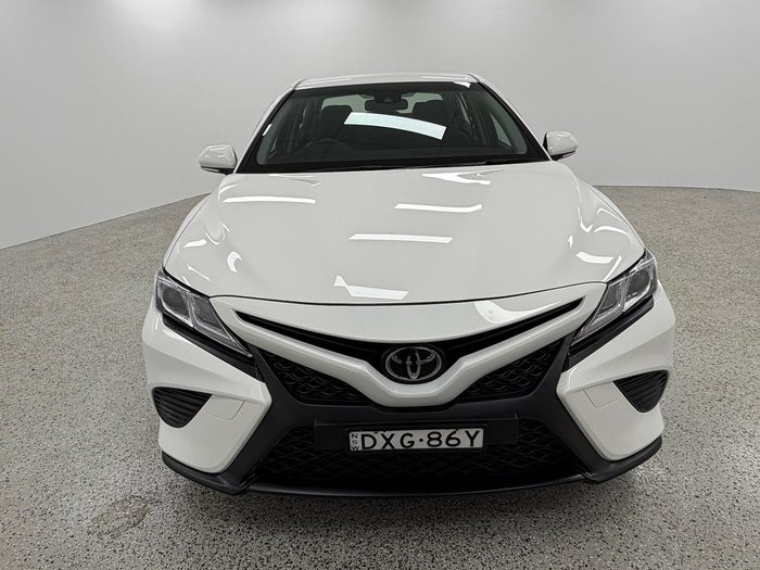 2018 Toyota Camry Ascent ASV70R Glacier White