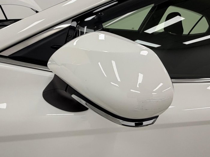 2018 Toyota Camry Ascent ASV70R Glacier White