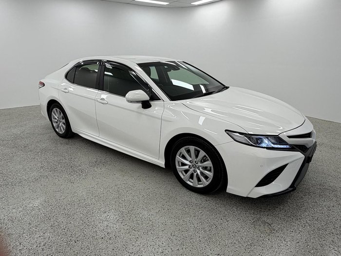 2018 Toyota Camry Ascent ASV70R Glacier White
