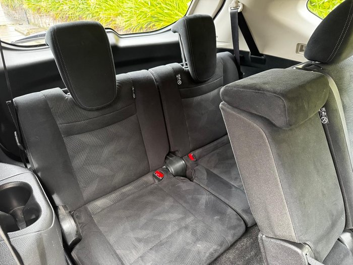 2015 Nissan X-TRAIL ST