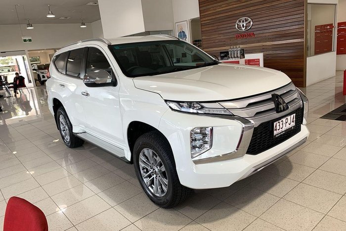2024 Mitsubishi Pajero Sport GLX