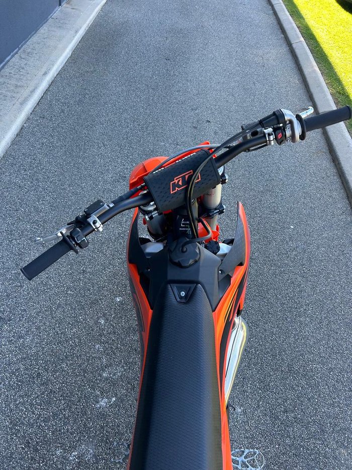 2025 KTM 250 SX SX Orange