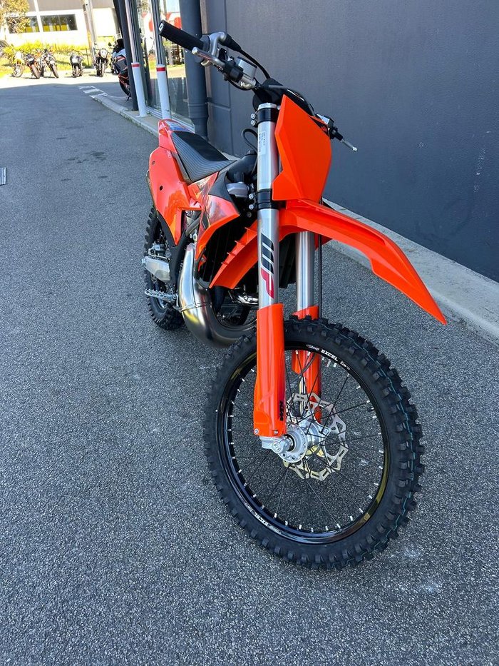 2025 KTM 250 SX SX Orange