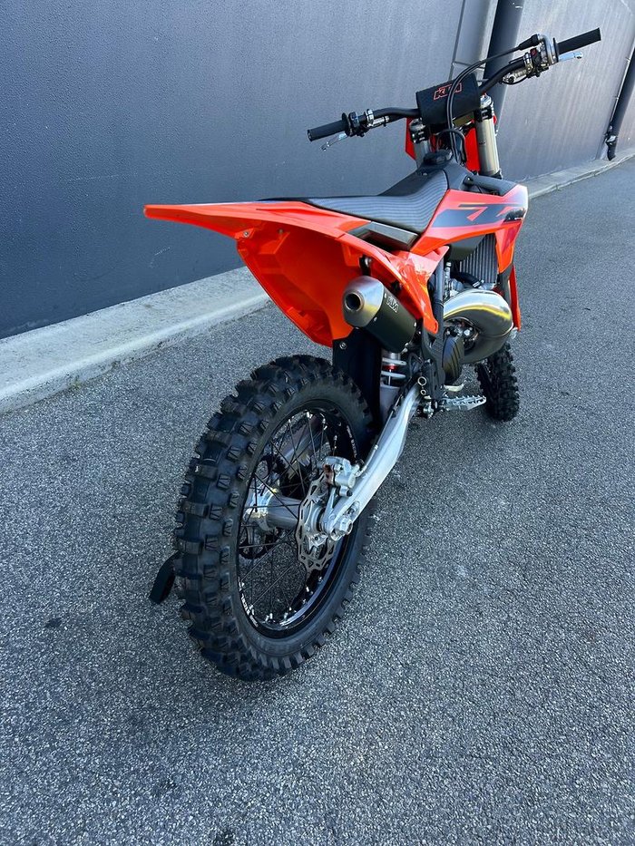 2025 KTM 250 SX SX Orange