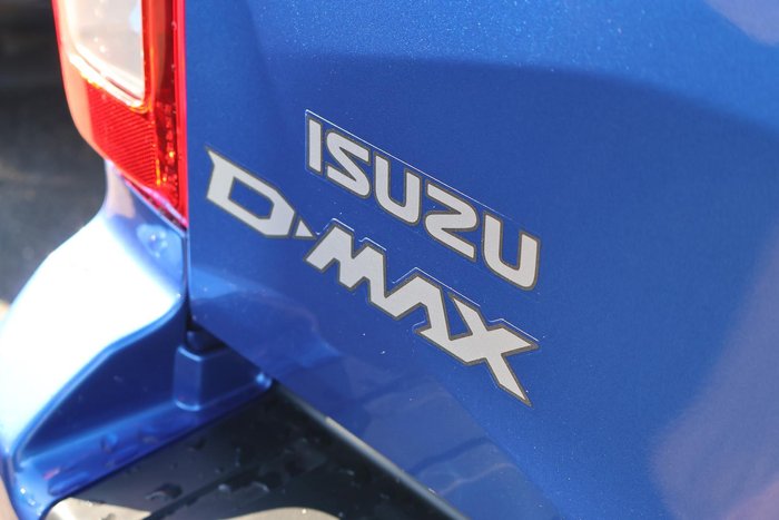 2025 Isuzu D-MAX SX