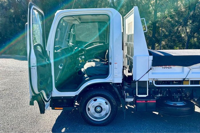 2023 Isuzu N Series NLR 45-150 Tipper