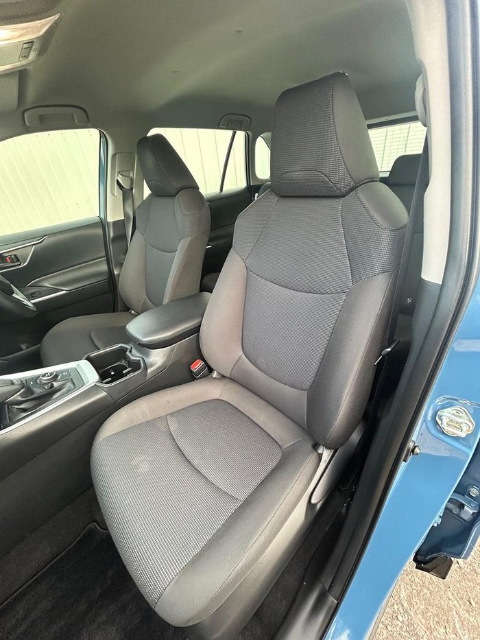 2022 Toyota RAV4 GX