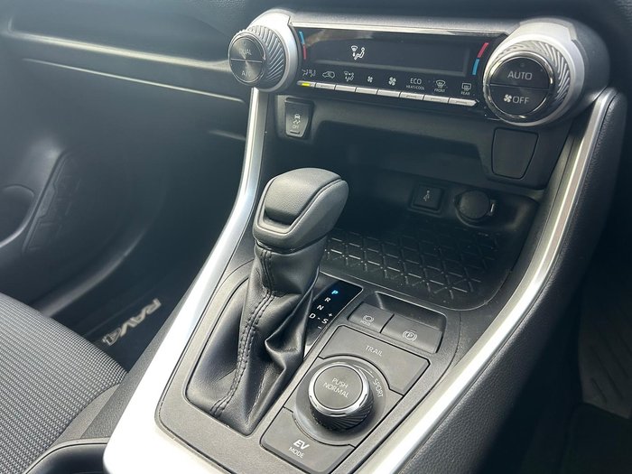 2022 Toyota RAV4 GX