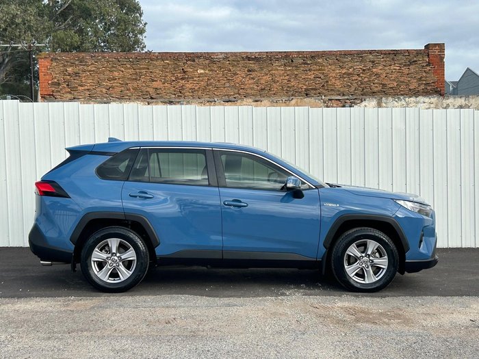 2022 Toyota RAV4 GX