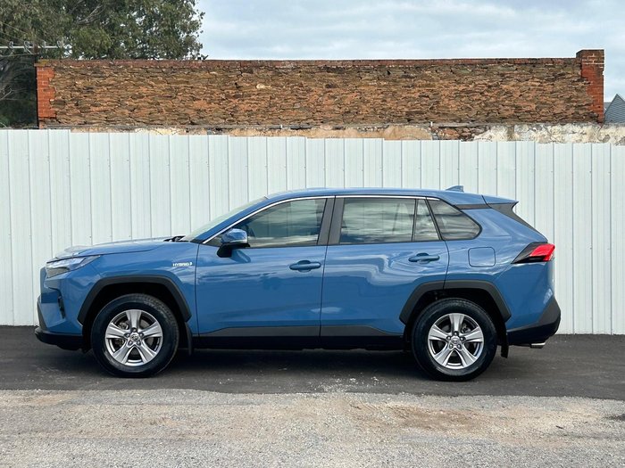 2022 Toyota RAV4 GX