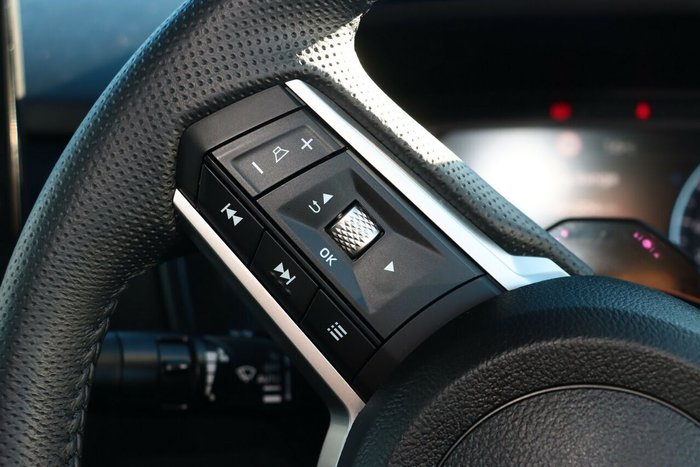2025 Mitsubishi Triton GLX-R