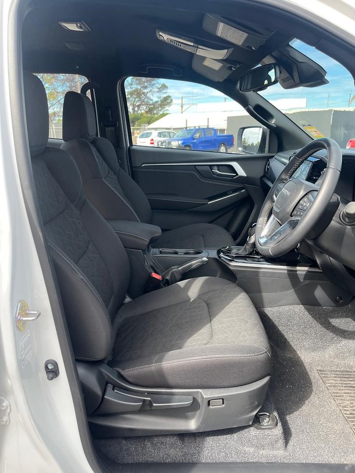 2025 Isuzu D-MAX LS-U