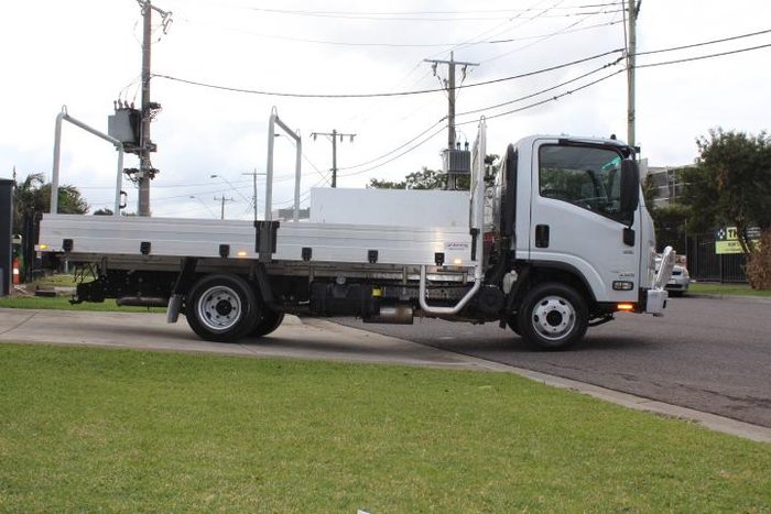2021 Isuzu N Series NPR 45/55-155 Tradepack SILVER