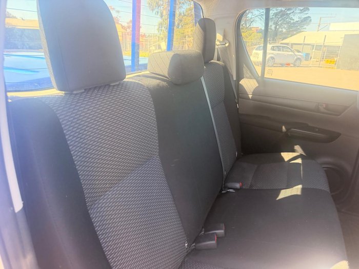2015 Toyota Hilux Workmate