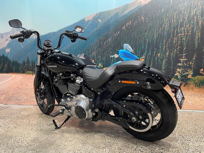 Harley-Davidson Street Bob 117 (FXBB) Softail