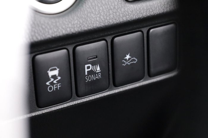 2022 Mitsubishi Pajero Sport GLX