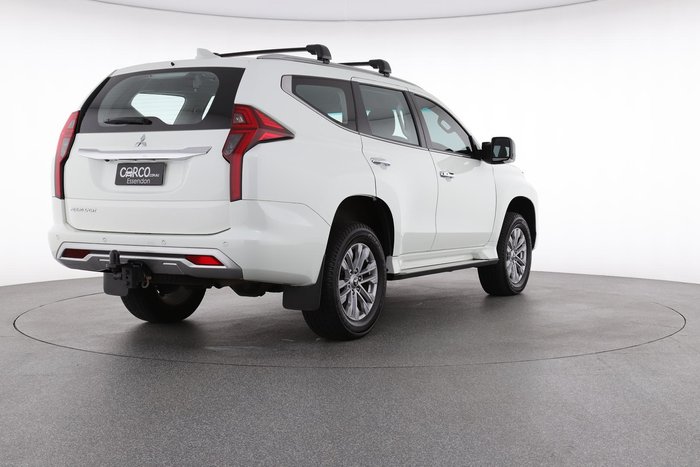 2022 Mitsubishi Pajero Sport GLX