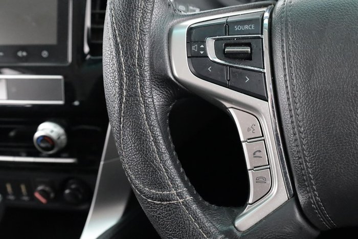 2022 Mitsubishi Pajero Sport GLX