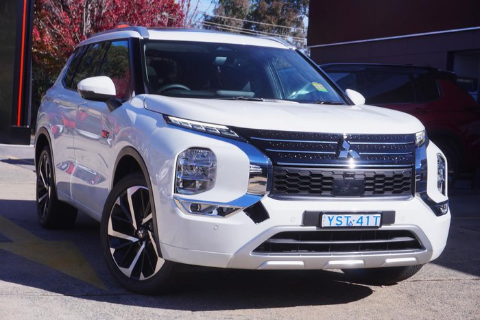 2024 Mitsubishi Outlander PHEV Exceed