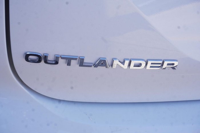 2024 Mitsubishi Outlander PHEV Exceed