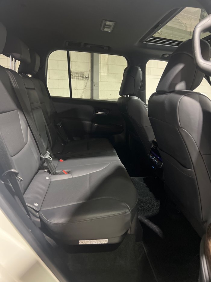 2022 Toyota Landcruiser VX