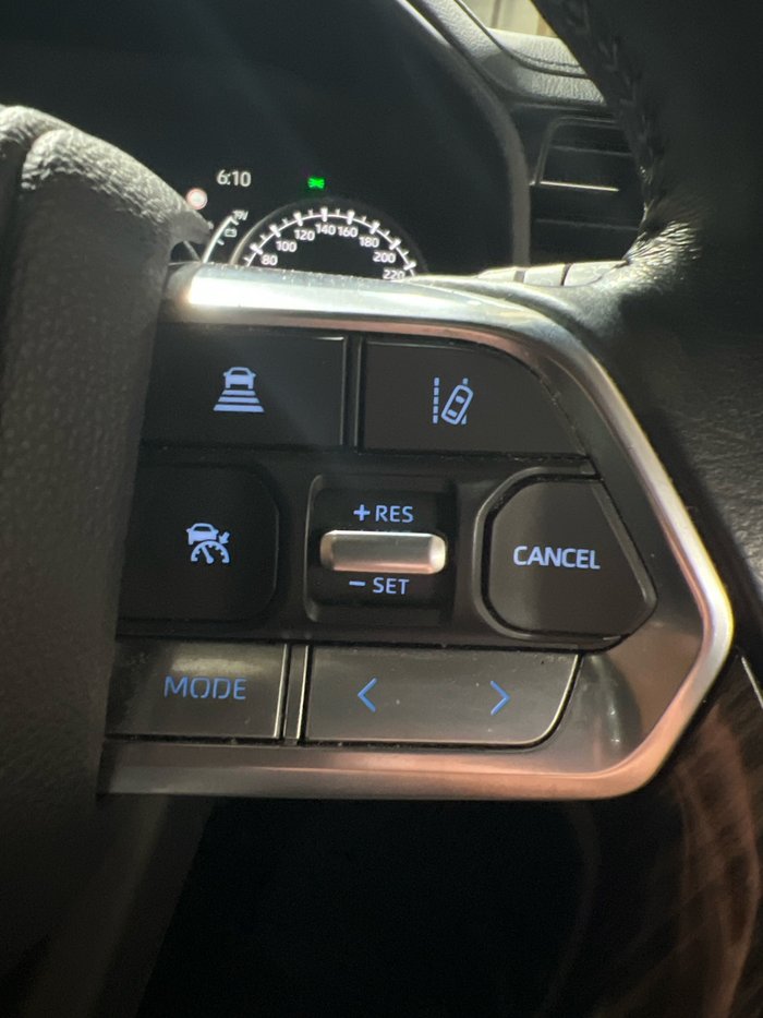 2022 Toyota Landcruiser VX