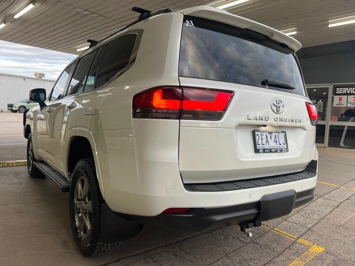 2022 Toyota Landcruiser VX