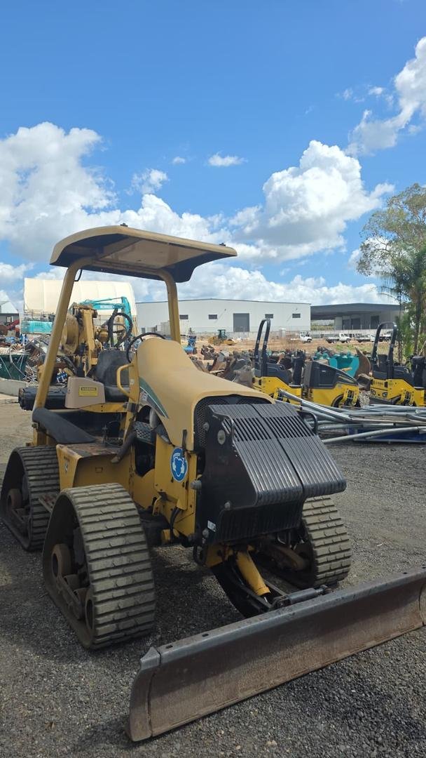 2011 Vermeer Rtx550 Yellow