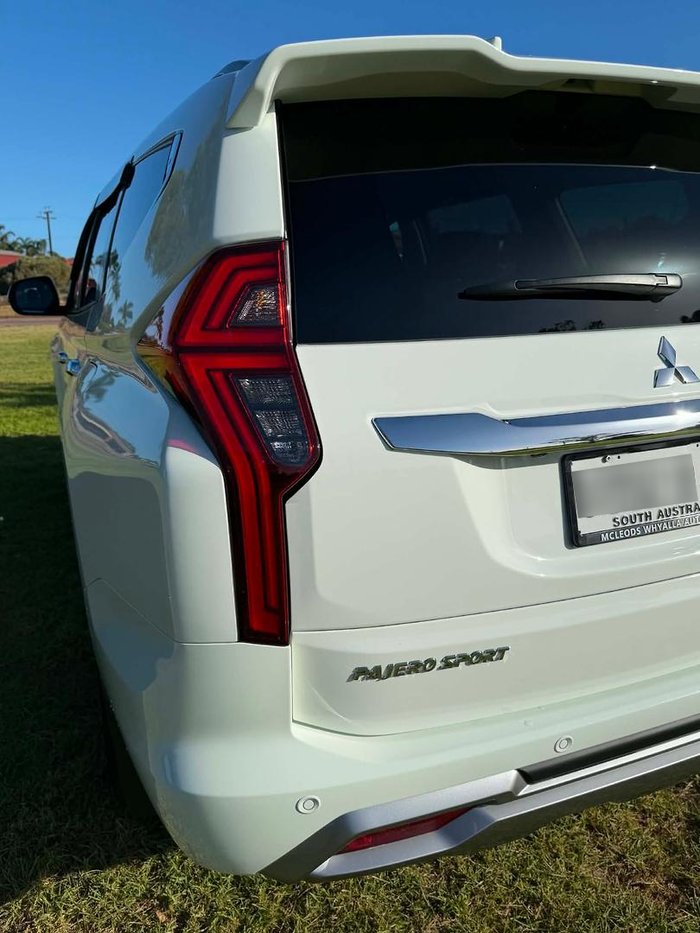 2024 Mitsubishi Pajero Sport GLS