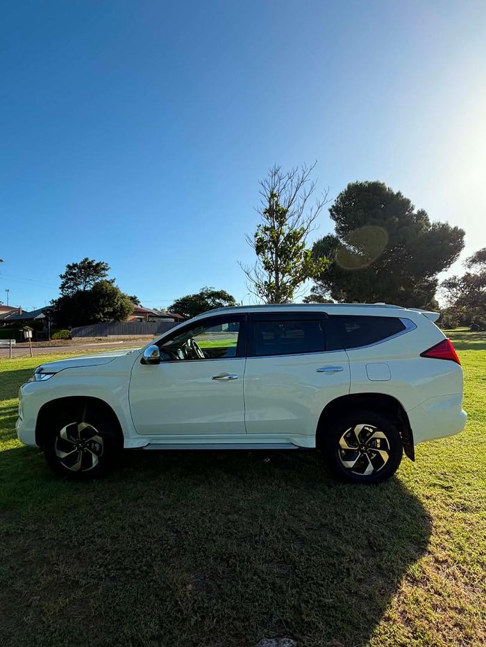 2024 Mitsubishi Pajero Sport GLS