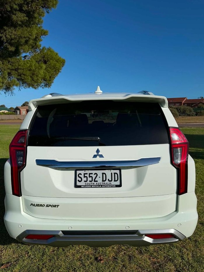 2024 Mitsubishi Pajero Sport GLS