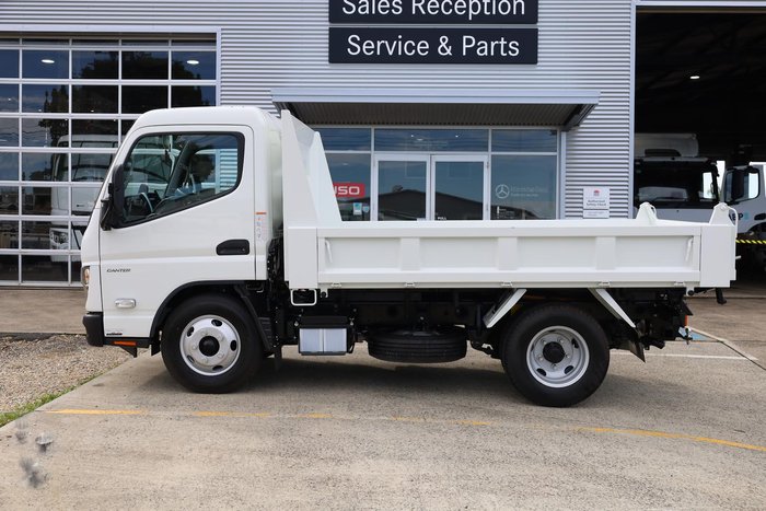 2025 Fuso Canter 615 Tipper White