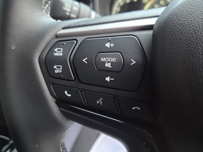 2025 Isuzu MU-X LS-T