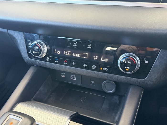 2023 Mitsubishi Outlander PHEV Exceed