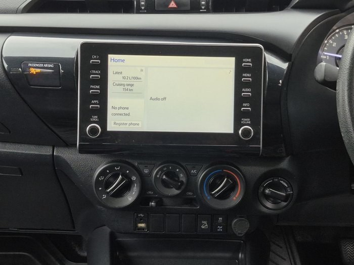 2020 Toyota Hilux SR