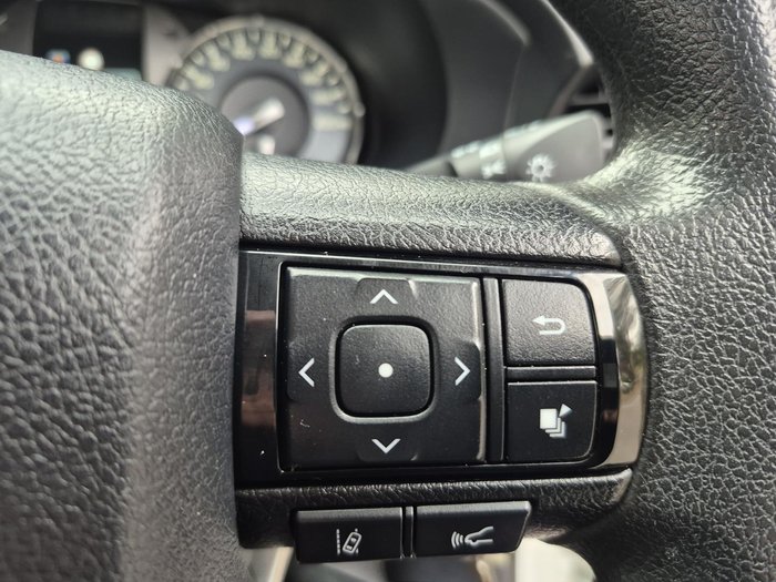 2020 Toyota Hilux SR