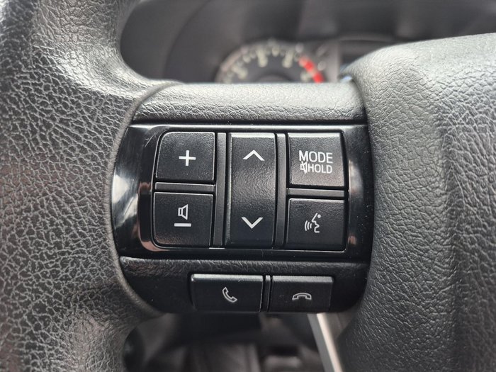 2020 Toyota Hilux SR