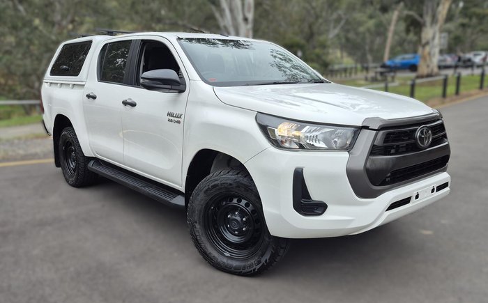 2020 Toyota Hilux SR