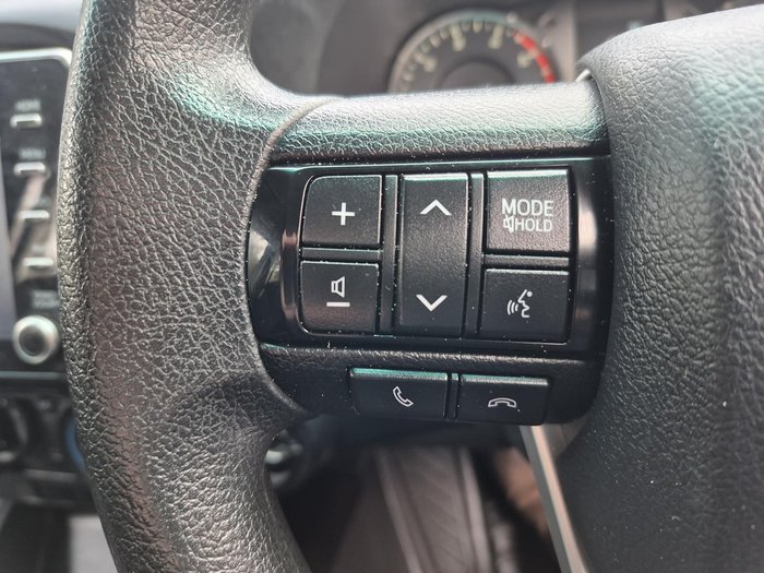 2021 Toyota Hilux SR