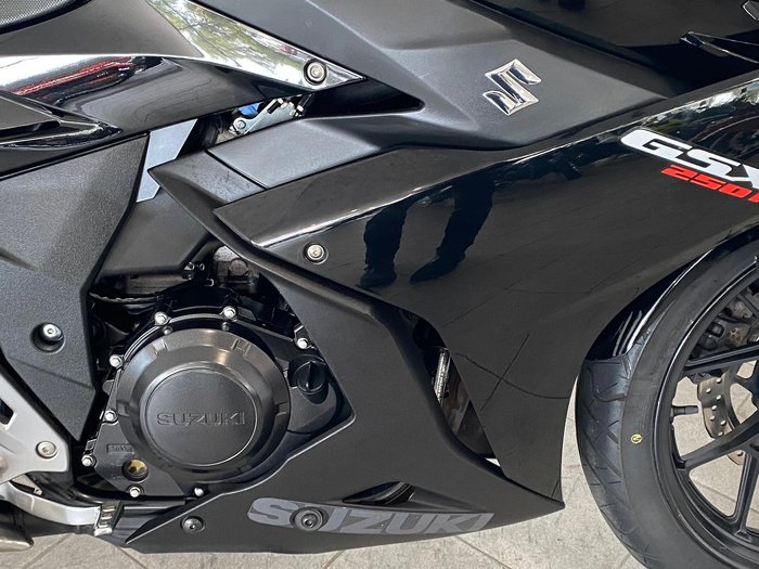 2017 Suzuki GSX250R GSX Black
