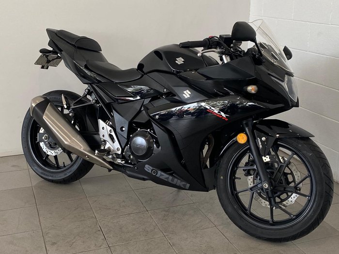 2017 Suzuki GSX250R GSX Black