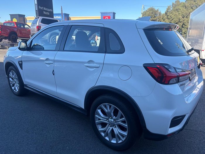 2022 Mitsubishi ASX ES
