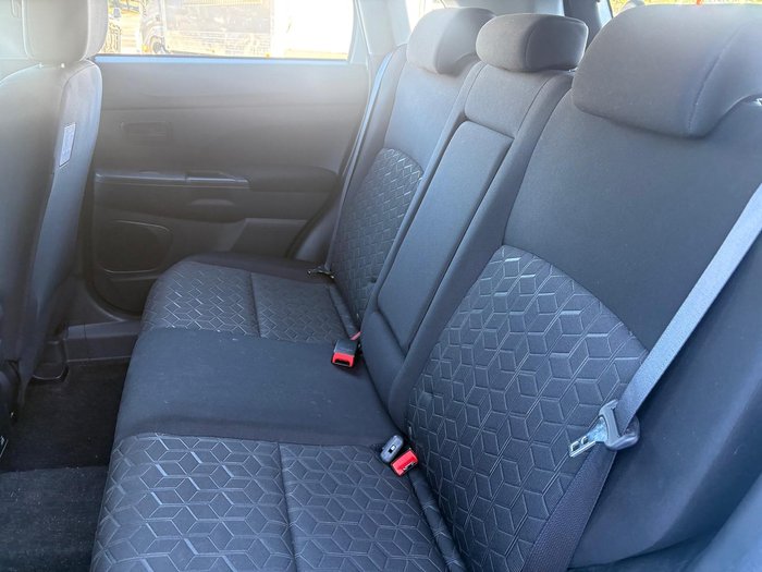 2022 Mitsubishi ASX ES