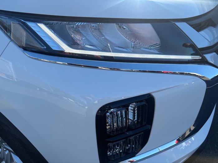 2022 Mitsubishi ASX ES