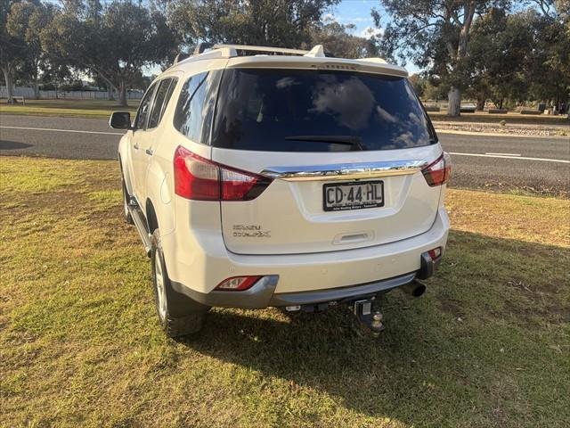 2015 Isuzu MU-X LS-T